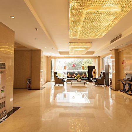 Xinghe Hotel Guagnzhou East Railway Station Branch Гуанчжоу Экстерьер фото